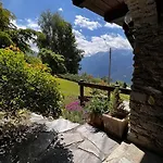 Cheverel Chalet *