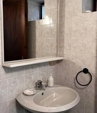 シャレー Cheverel *